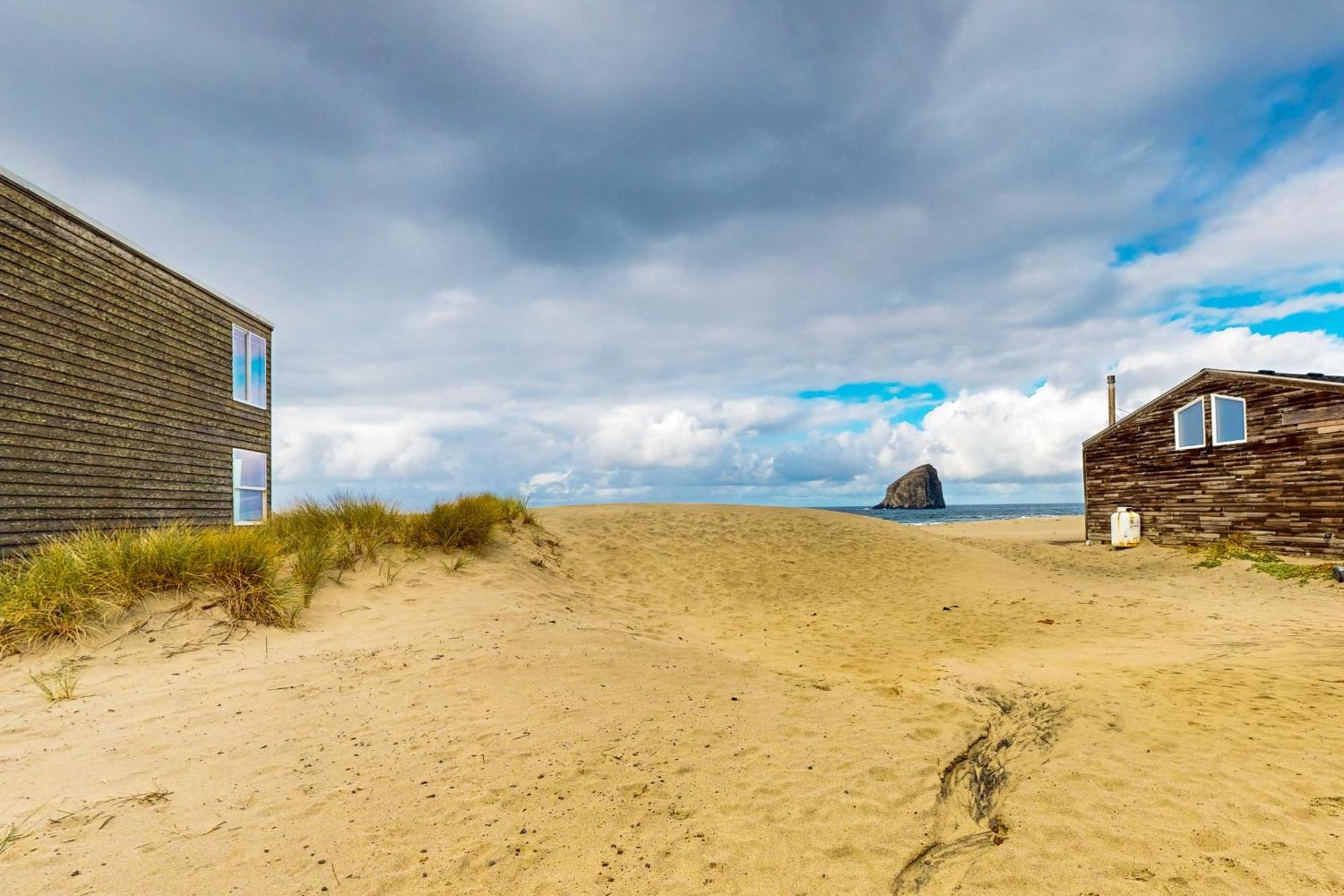 Вилла Sea Stack View Пасифик-Сити Экстерьер фото